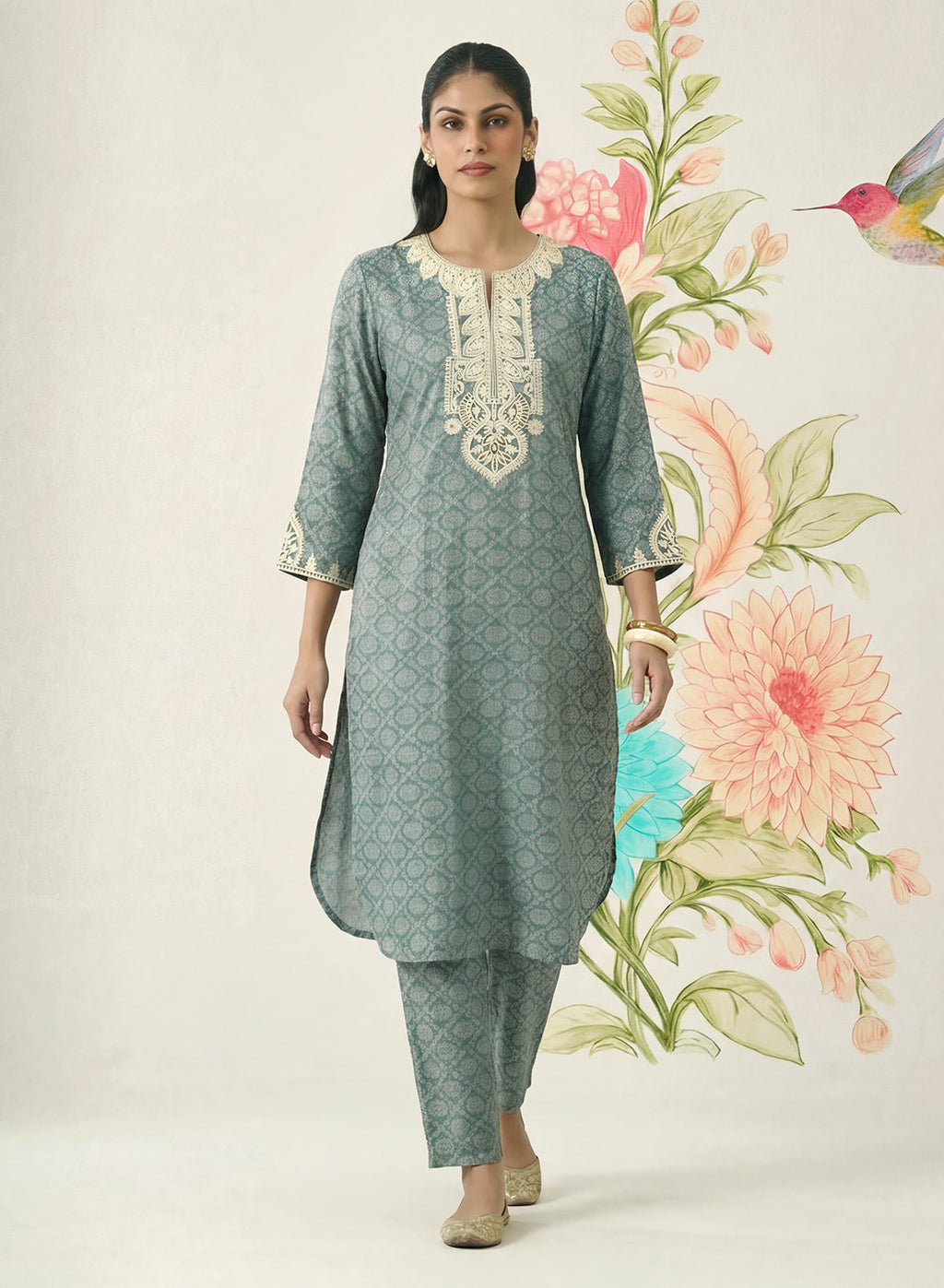 Pihu Blue Cotton Blend Printed Kurta set