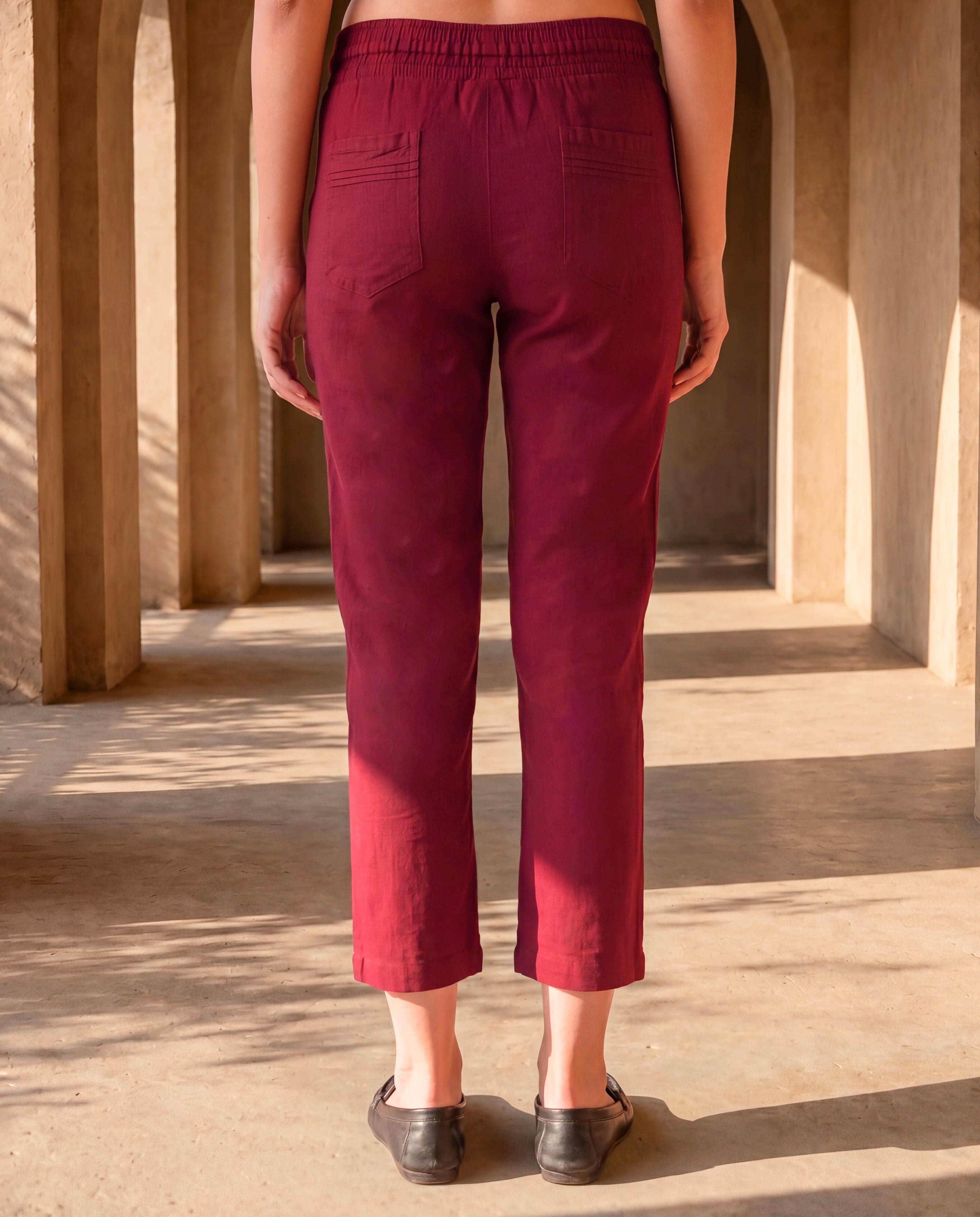 Maroon Cotton Blend Regular Fit Capris