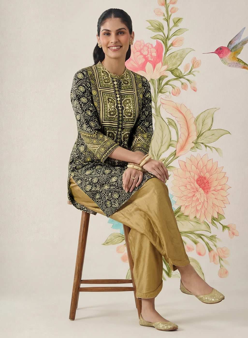 Yusra Navy Printed Shantoon Kurta