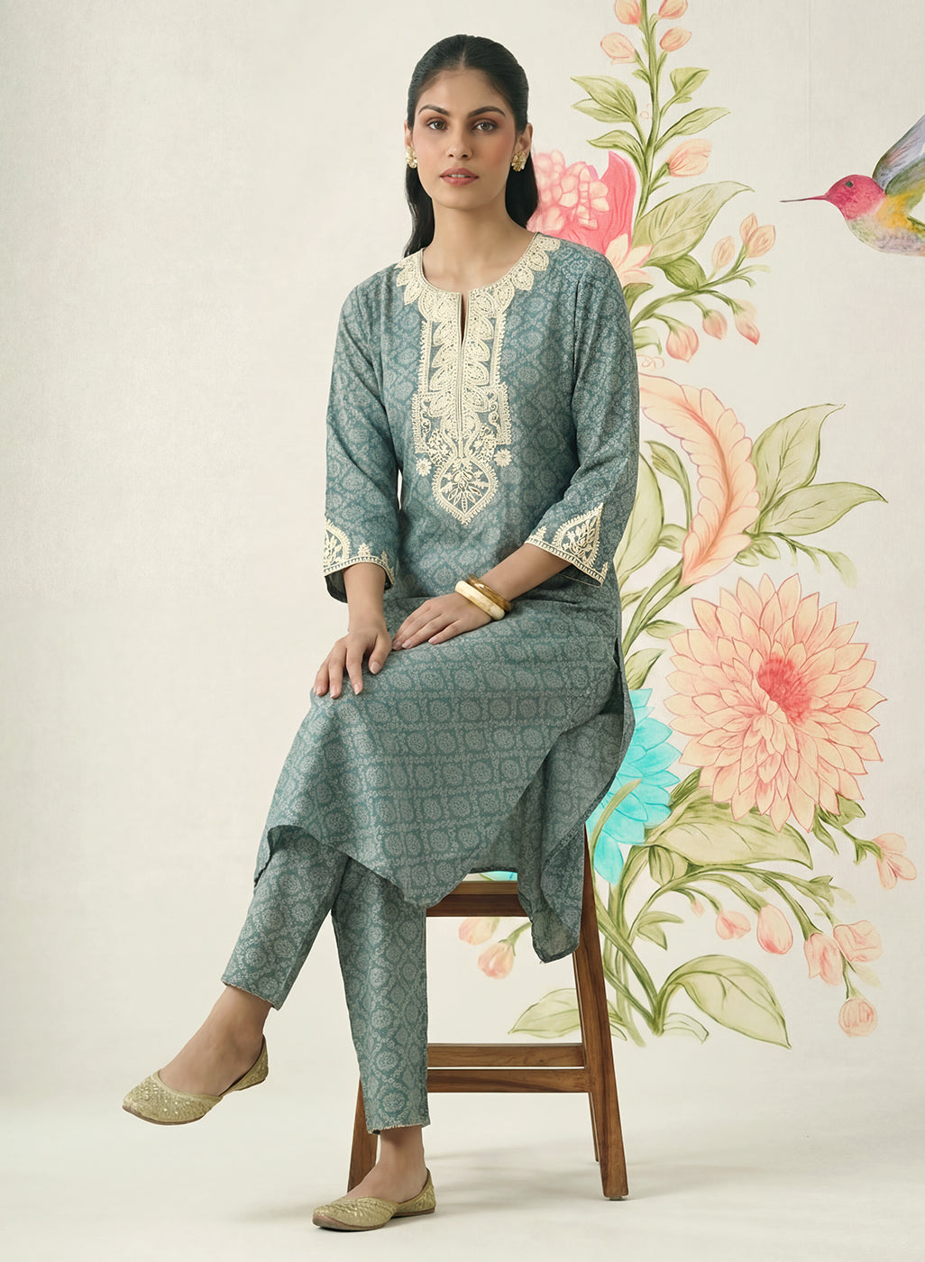 Pihu Blue Cotton Blend Printed Kurta set