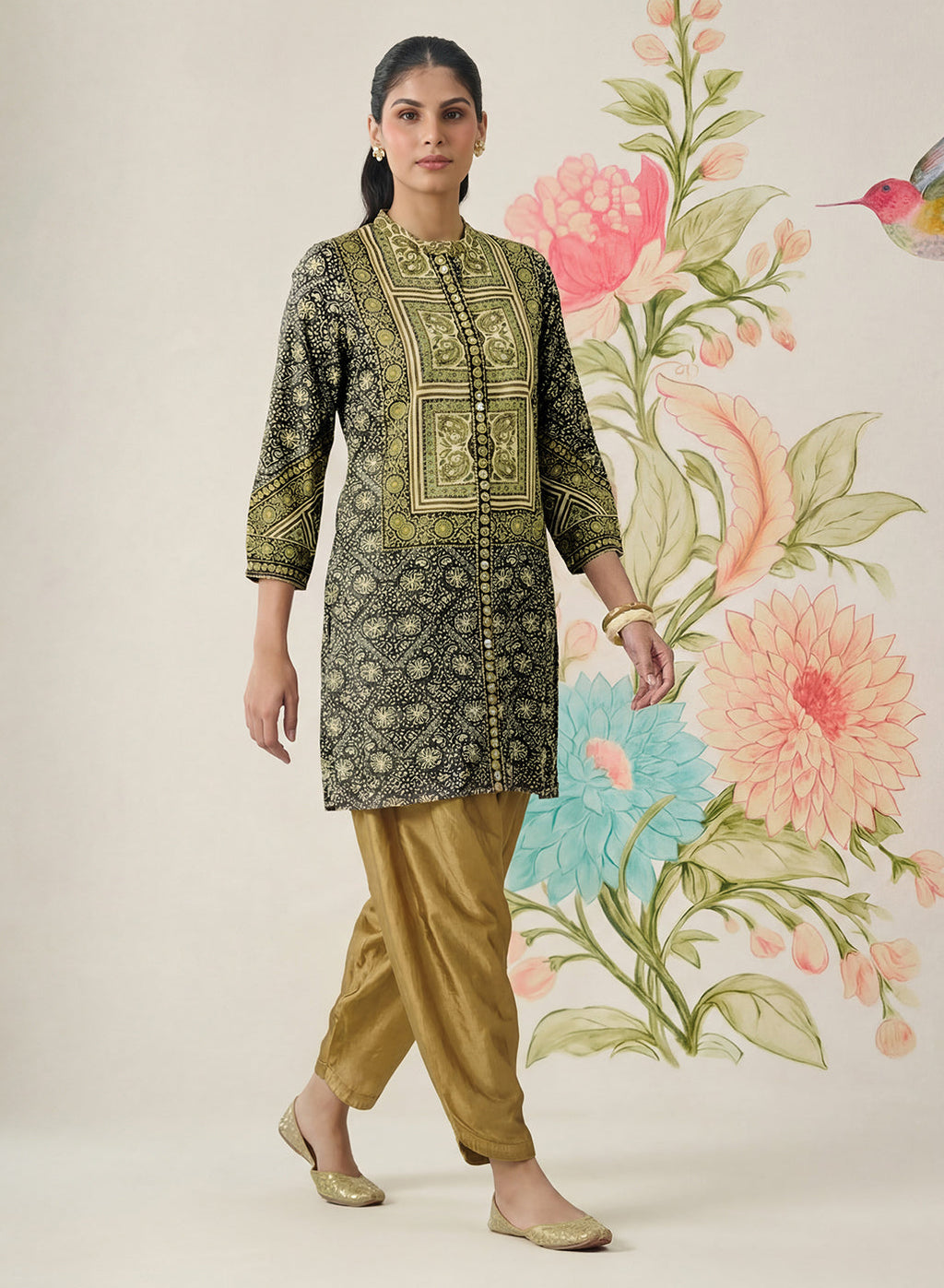Yusra Navy Printed Shantoon Kurta