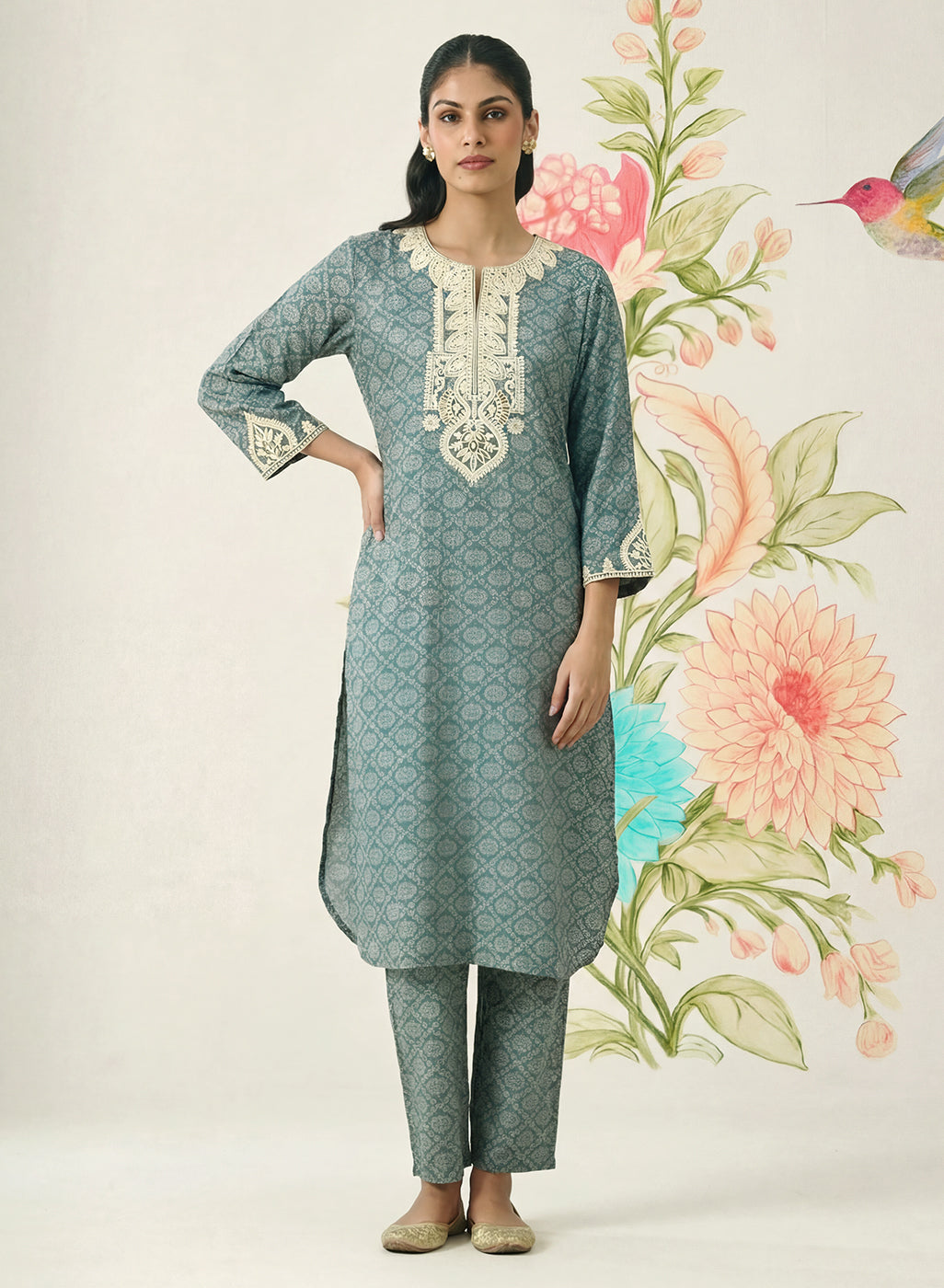 Pihu Blue Cotton Blend Printed Kurta set