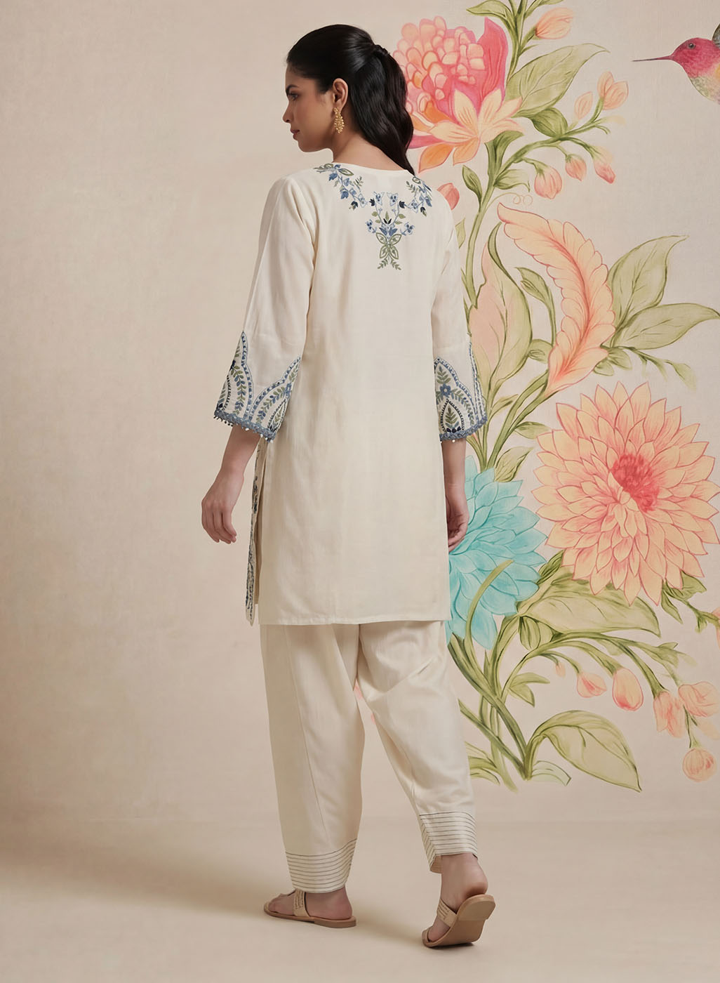 Amoli White Embroidered Kurta Set
