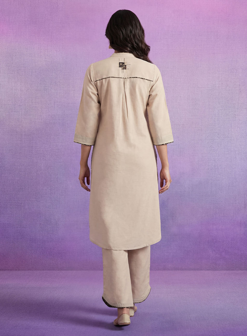Ivory Applique-work Kurta Set