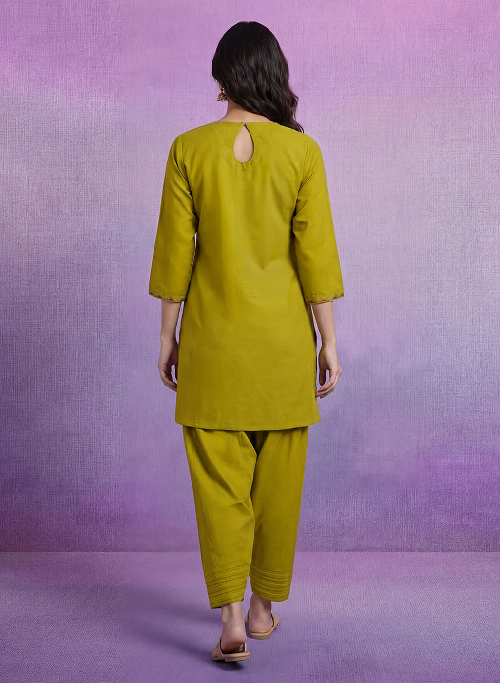 Green Embroidered Cotton blend Kurta Set