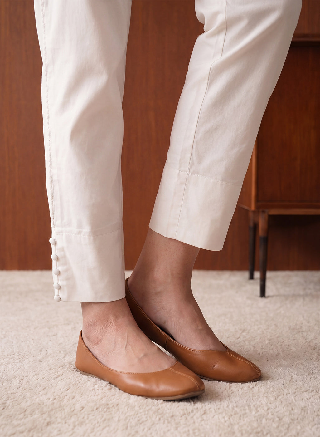 White Lycra Full Length Tapered Fit Pant