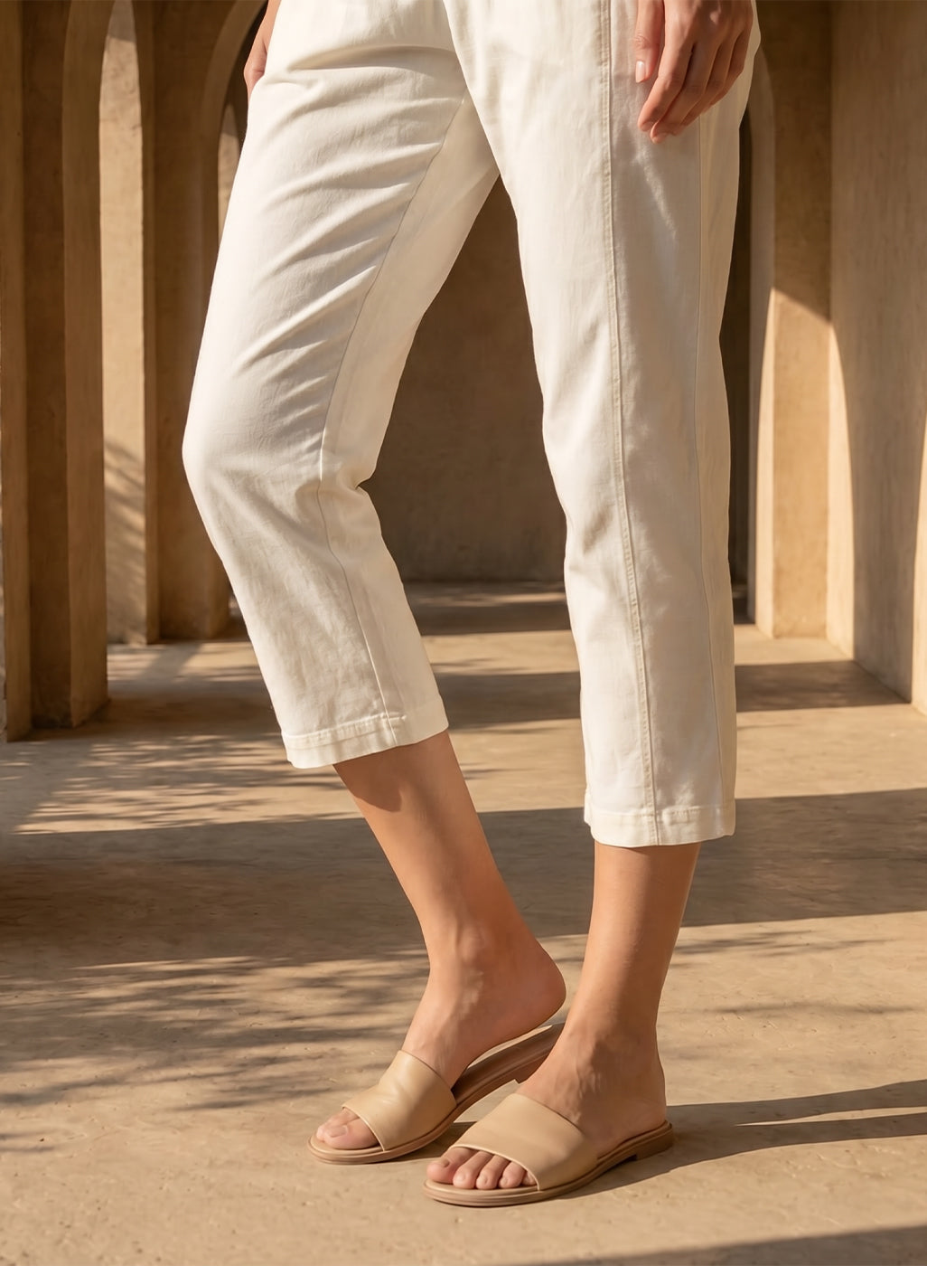 Ivory Cotton Blend Regular Fit Capris