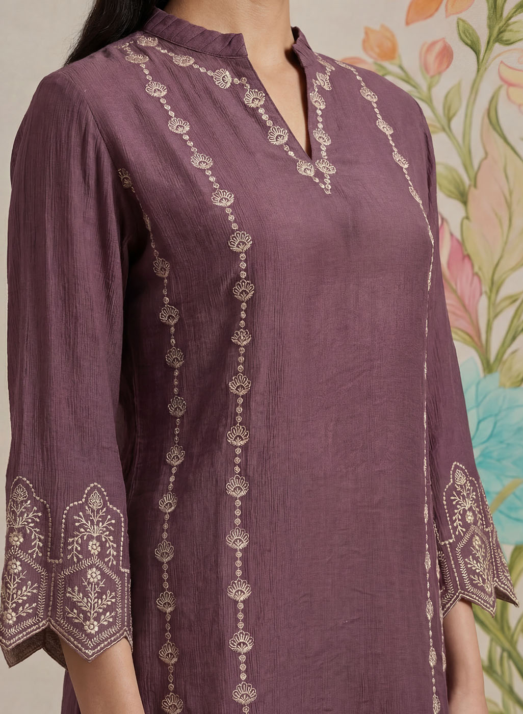 Akshi Purple Embroidered A-line Linen-blend Tunic