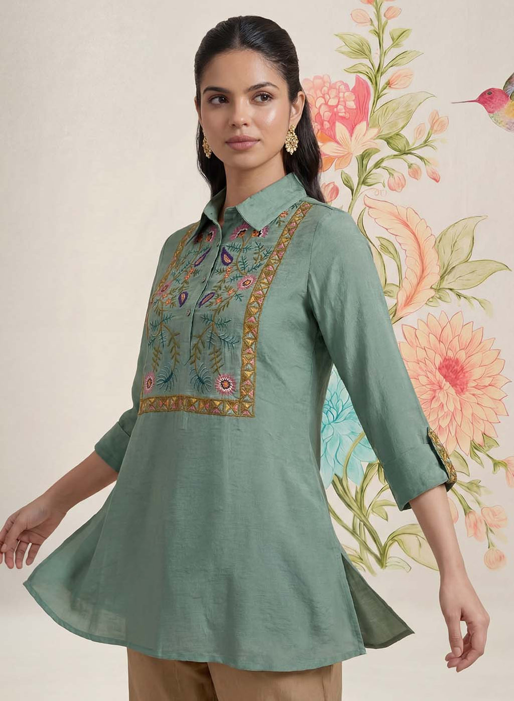 Aaroh Green Cotton Blend Embroidered Tunic