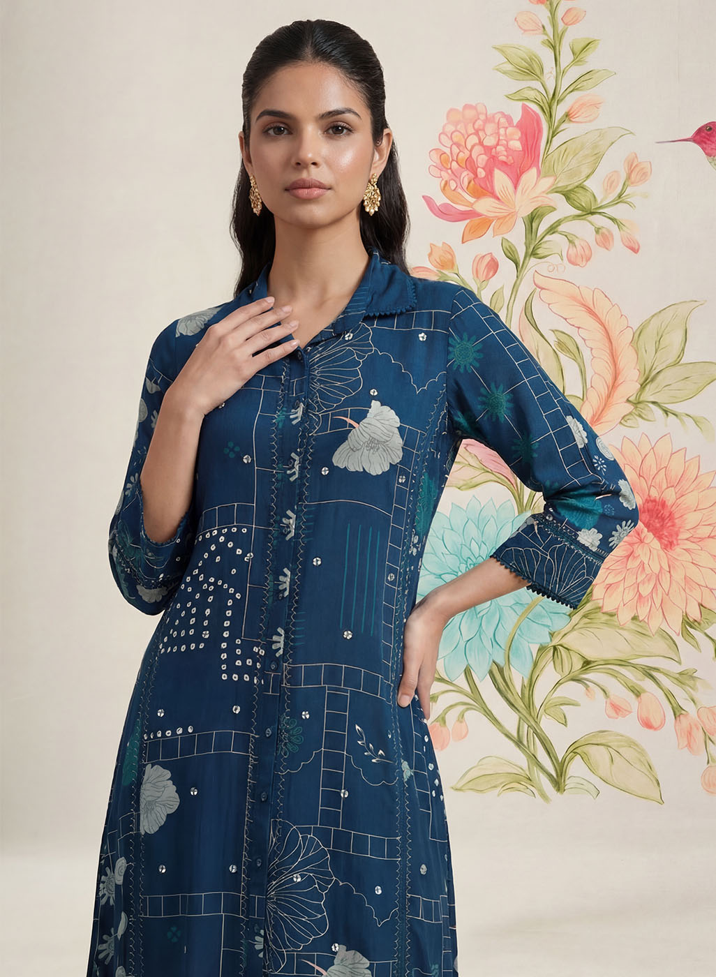 Bani Navy Printed Straight Kurti