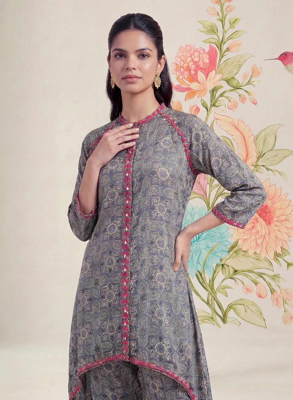 Nesoi Grey Printed Satin Co-ord Set