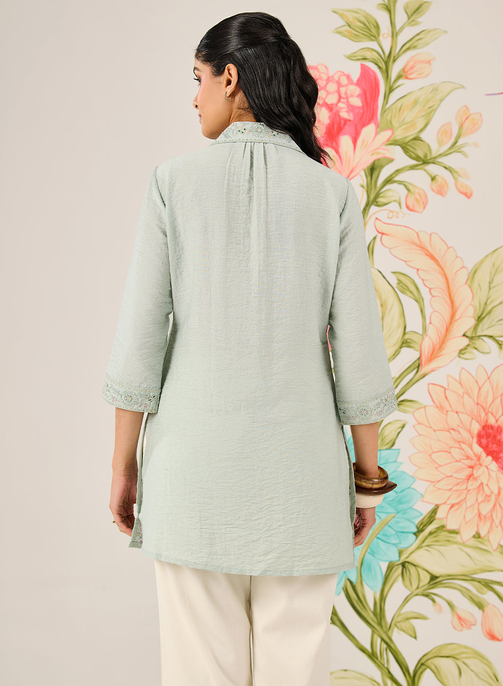 Heli Spa Embroidered Linen Shirt