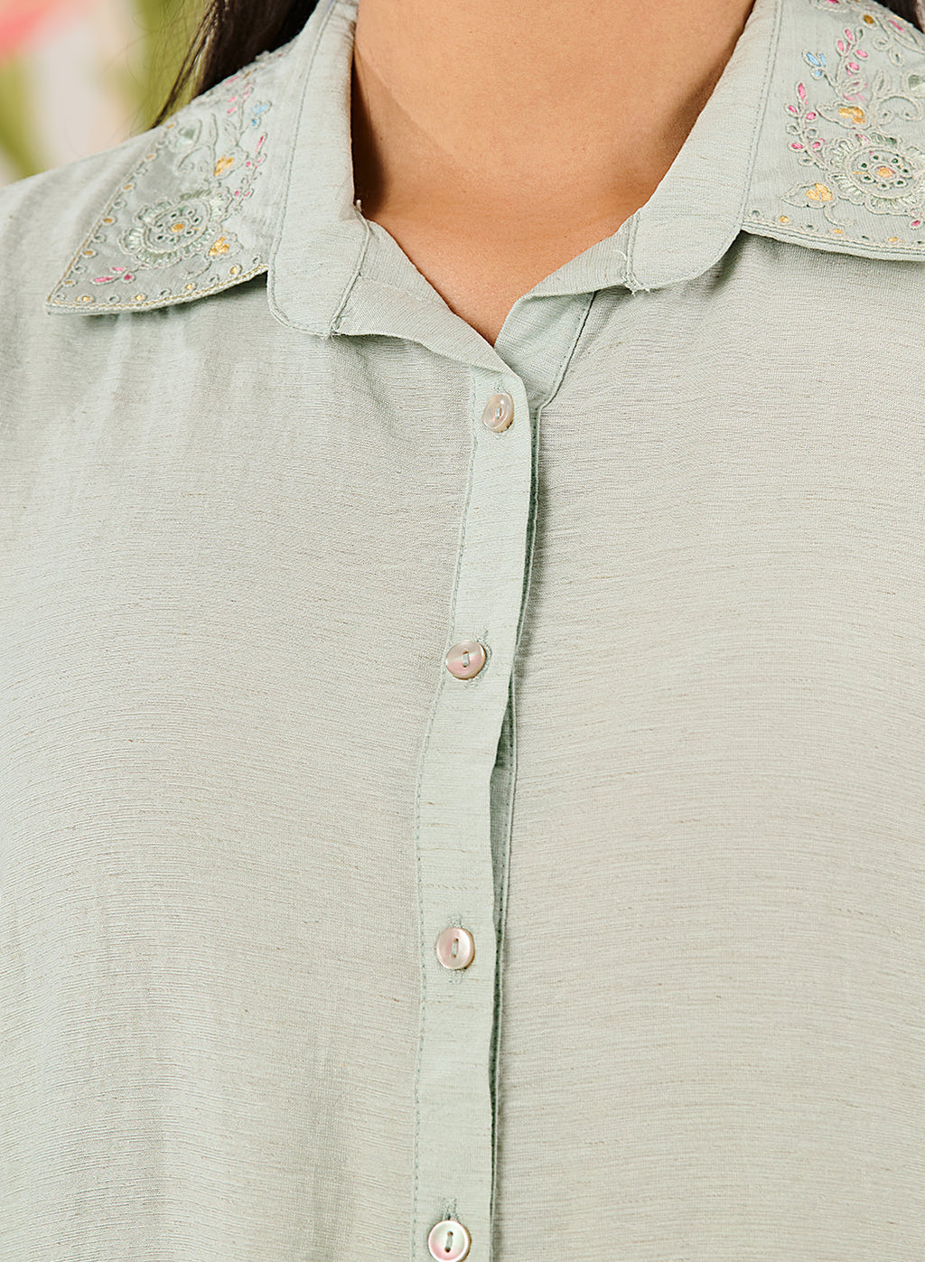 Heli Spa Embroidered Linen Shirt
