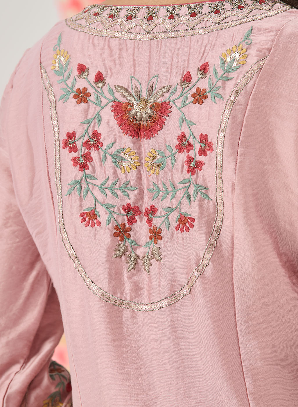 Vaara Nishat Pink Embroidered Suit Set with Dupatta