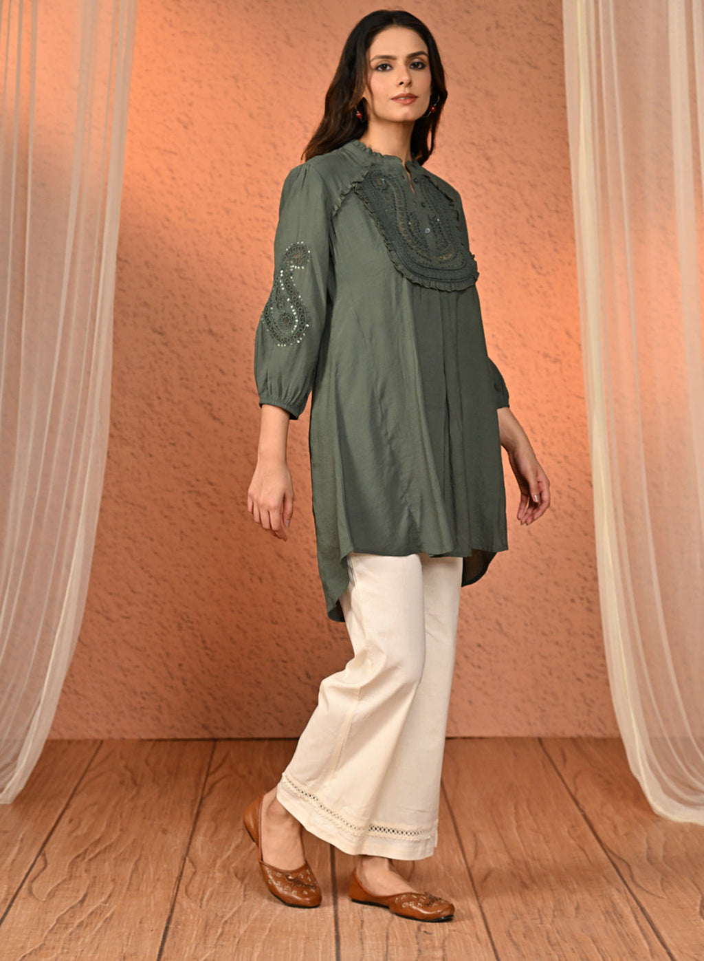 Haya Salmon White Cotton Linen Classic Fit Pants for Women