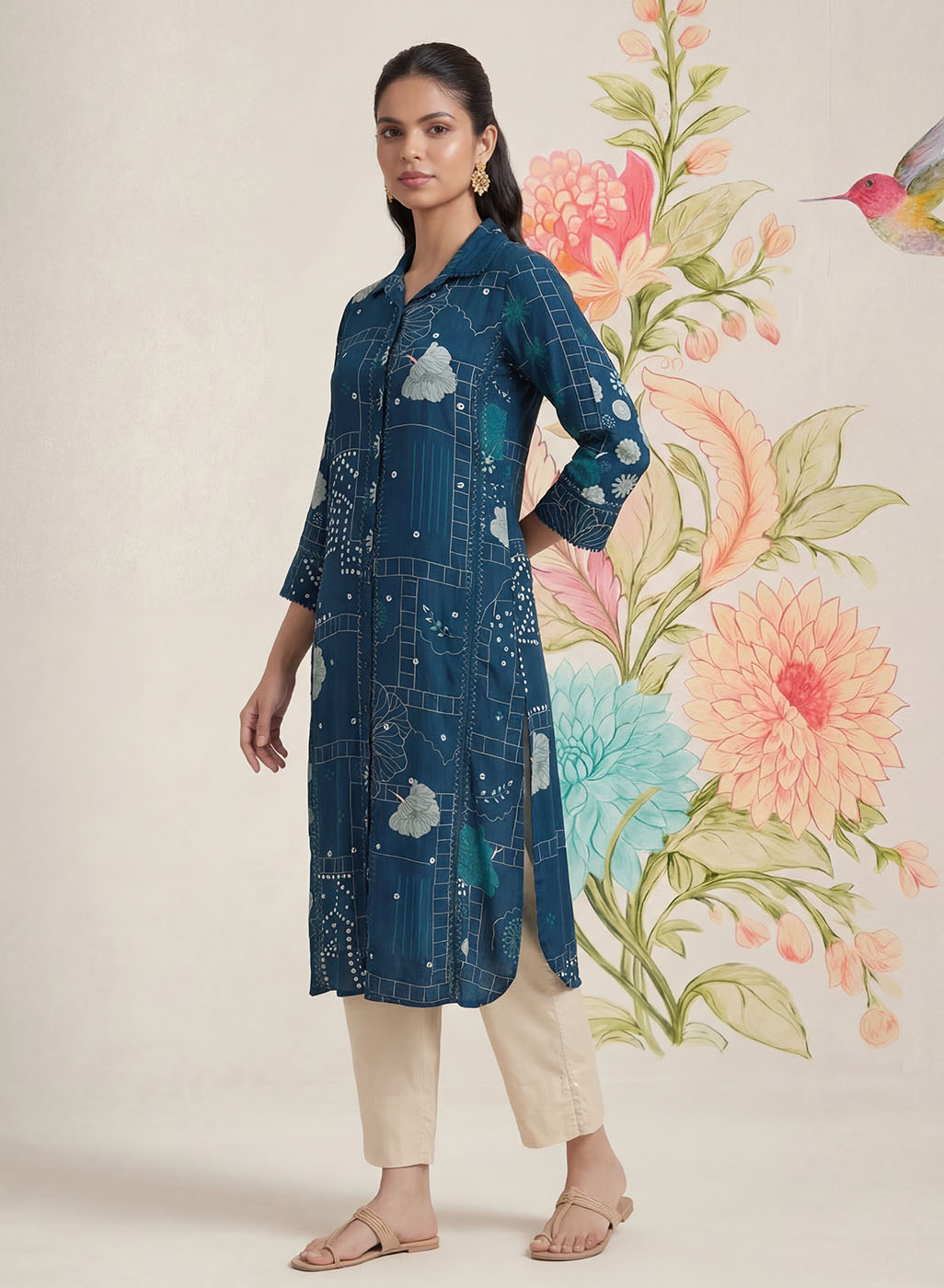 Bani Navy Printed Straight Kurti