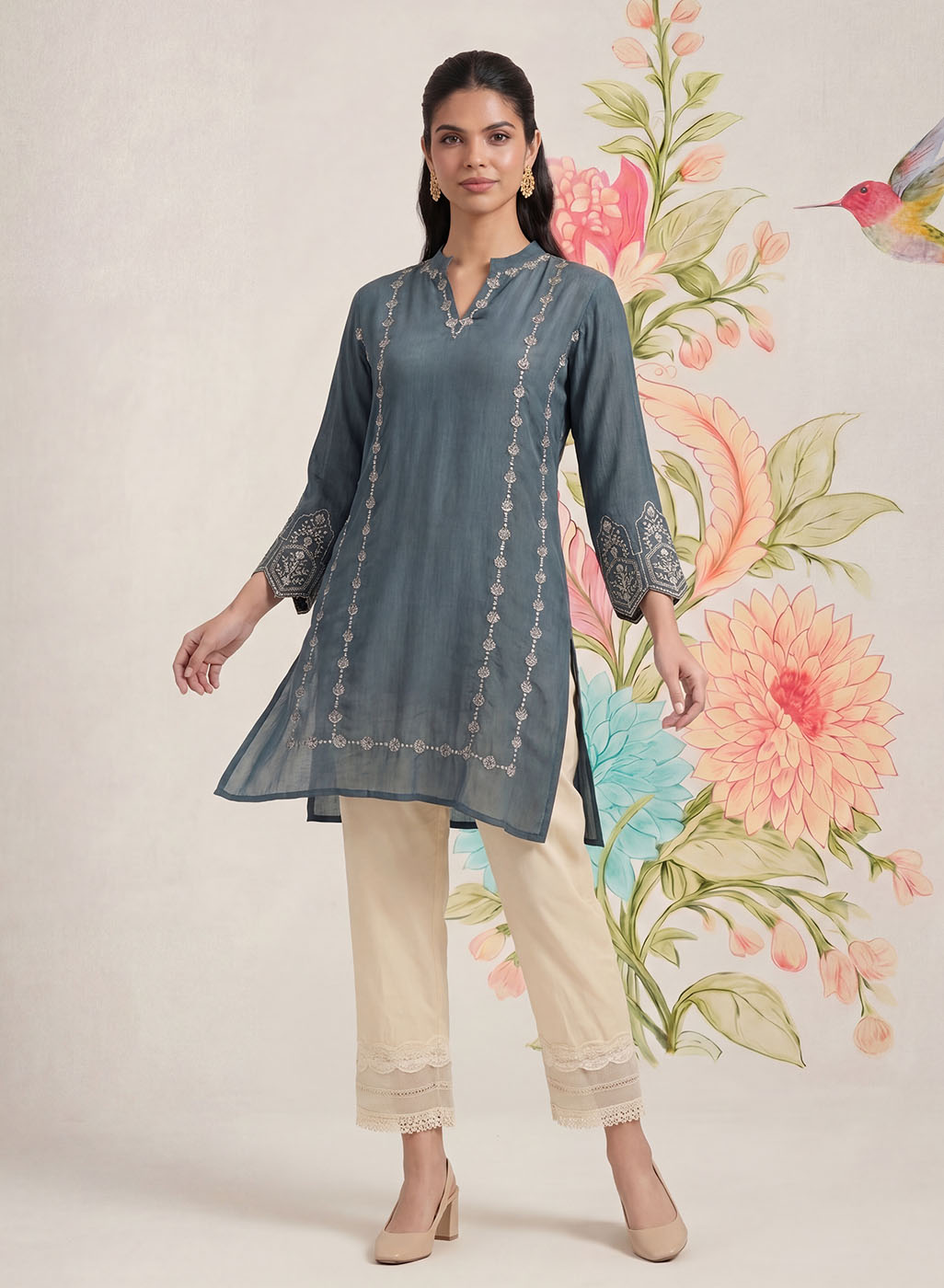 Akshi Teal Embroidered A-line Linen-blend Tunic