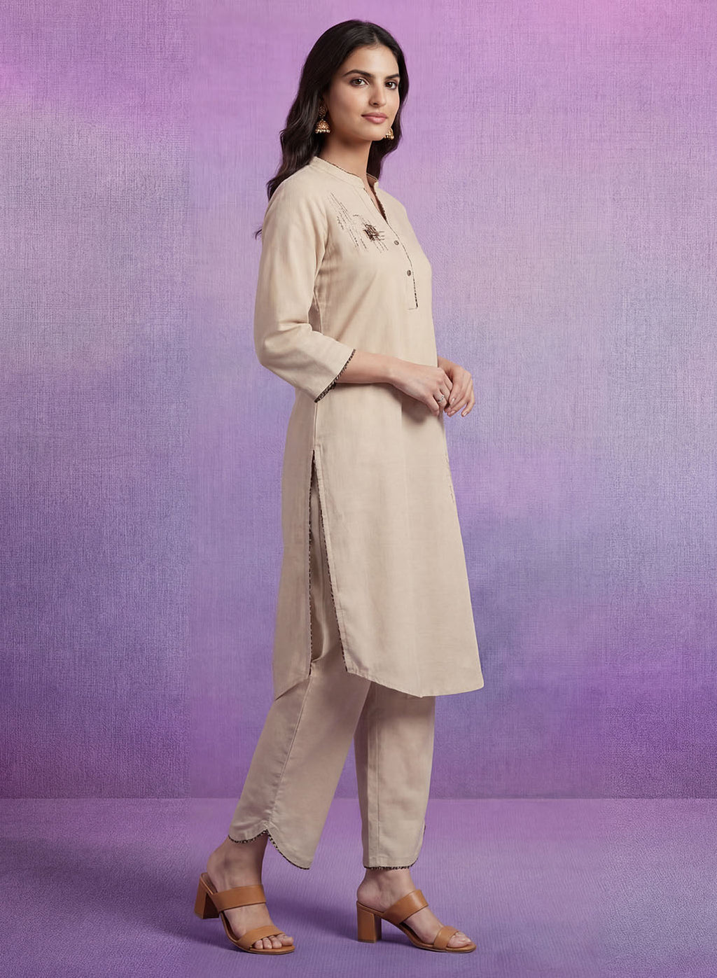 Ivory Applique-work Kurta Set