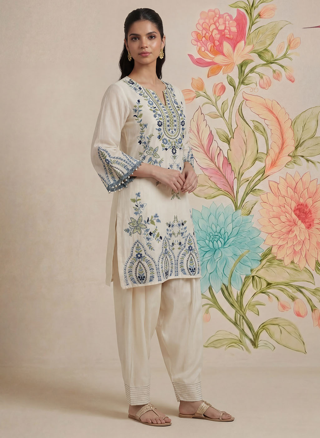 Amoli White Embroidered Kurta Set