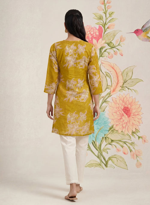 Aboli Mustard Floral Printed Straight Kurti