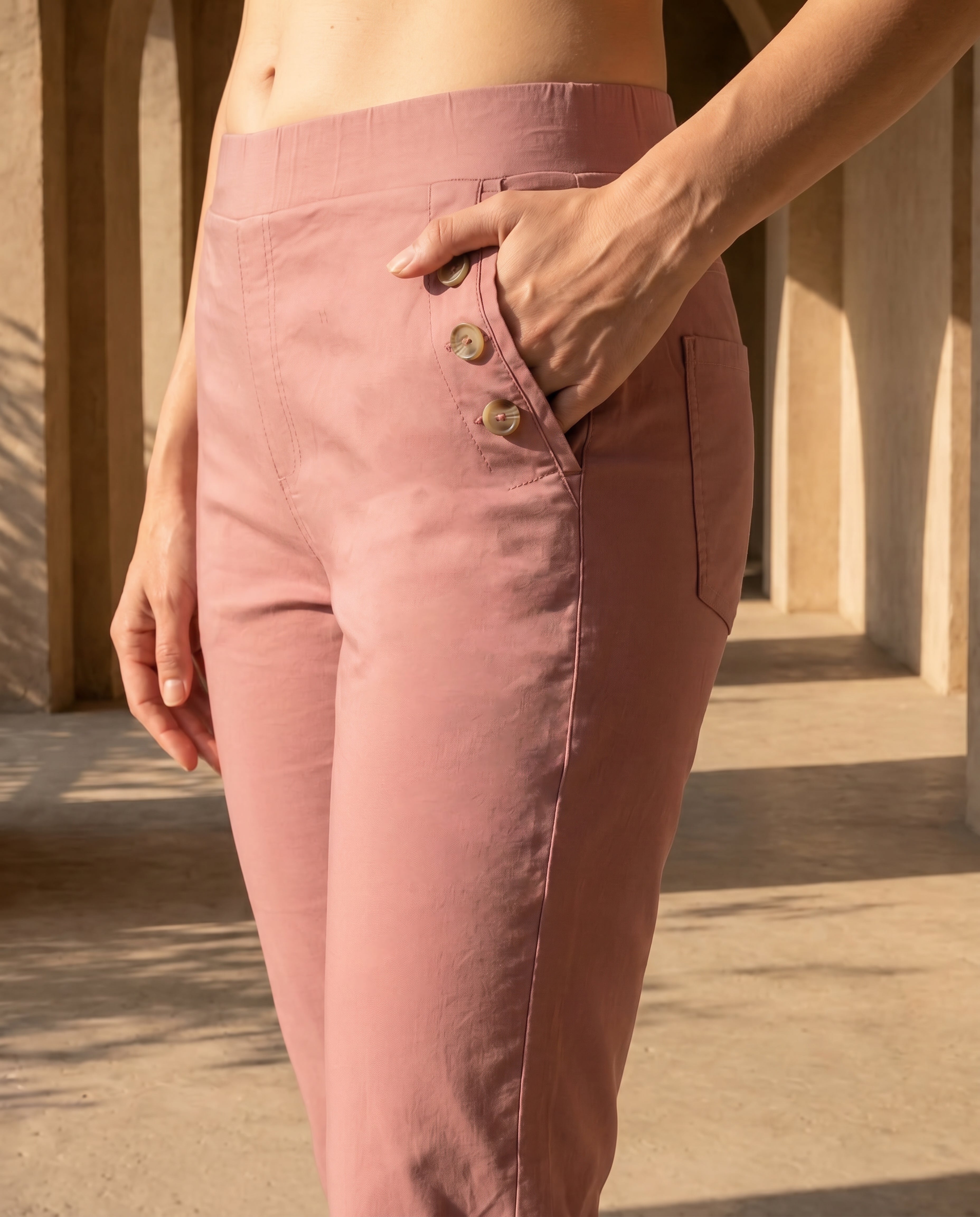 Pink Cotton Blend Tapered Fit Capri