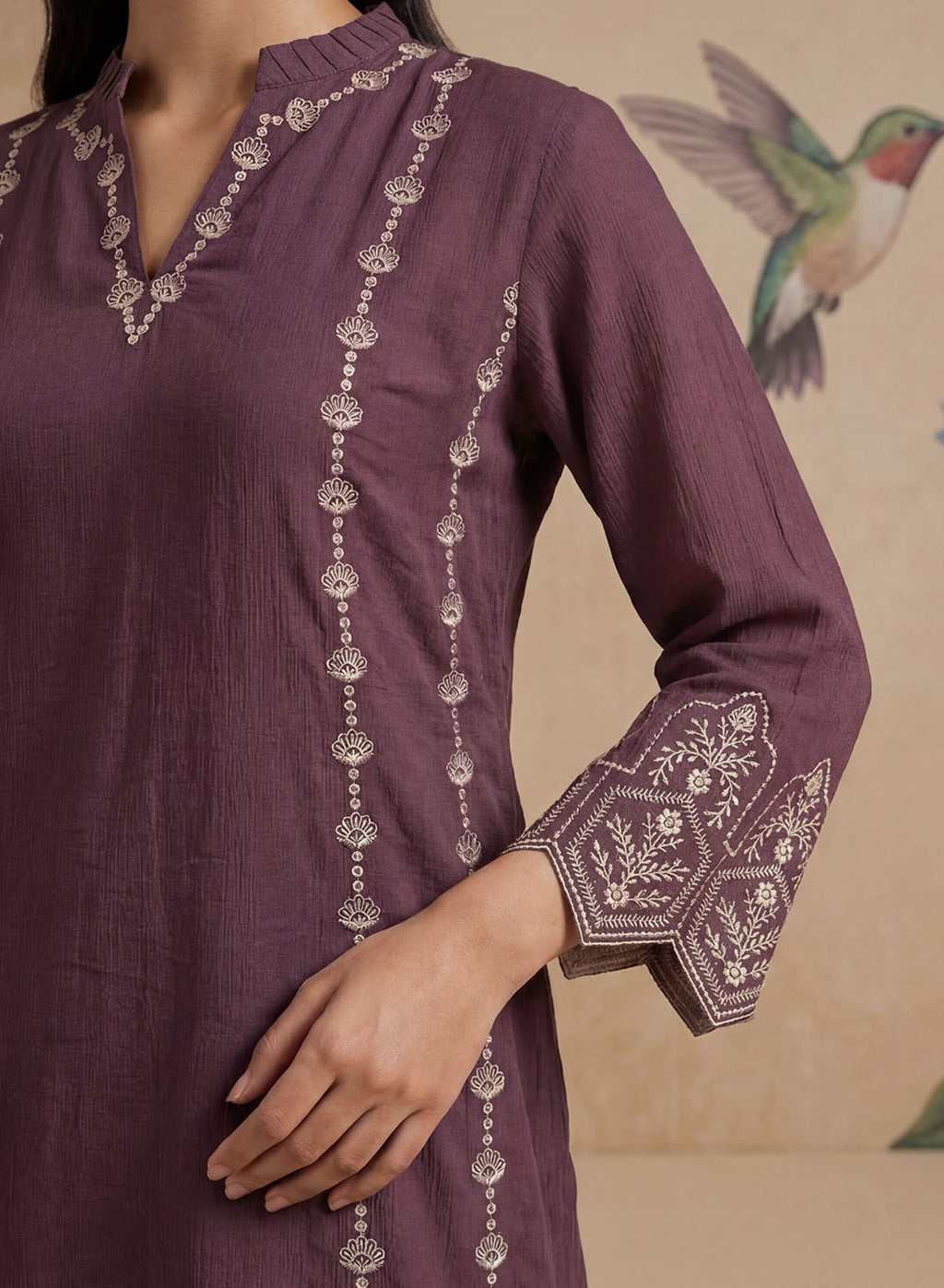Akshi Purple Embroidered A-line Linen-blend Tunic