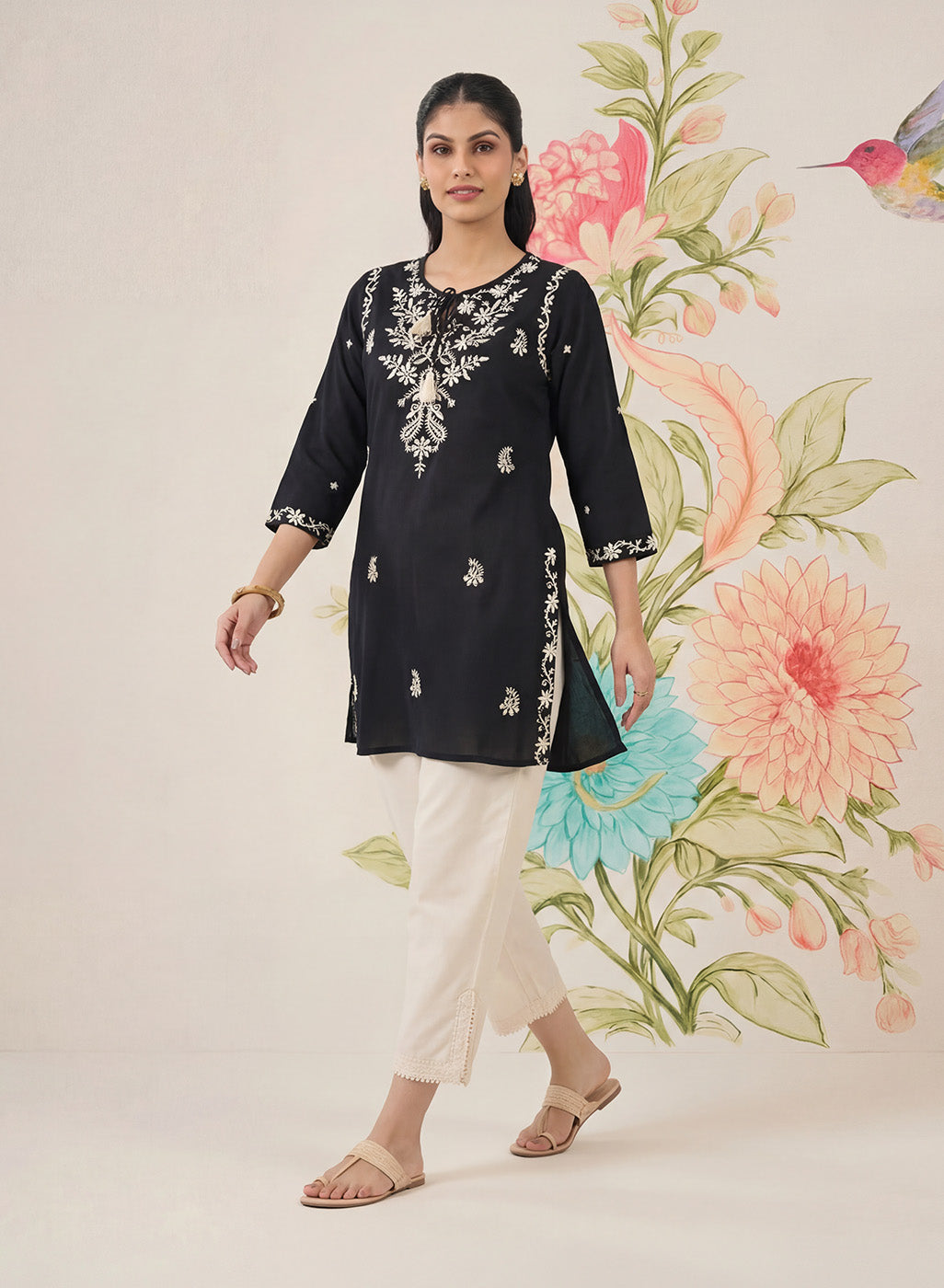 Afiya Black Cotton Blend Embroidered Kurti
