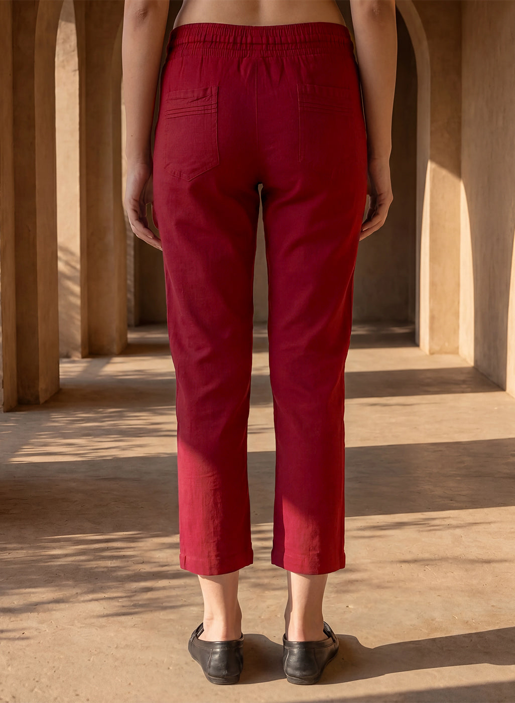 Maroon Cotton Blend Regular Fit Capris
