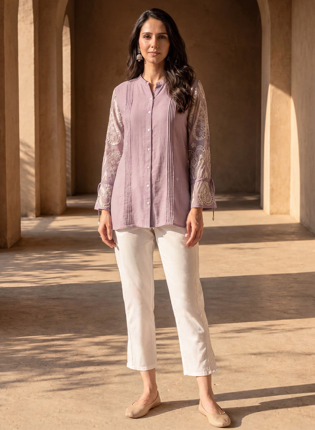 White Poplin Lycra Regular Fit Capri